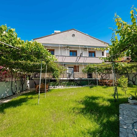 Kalpazo Kaja Vila Garden Голем Екстериор снимка